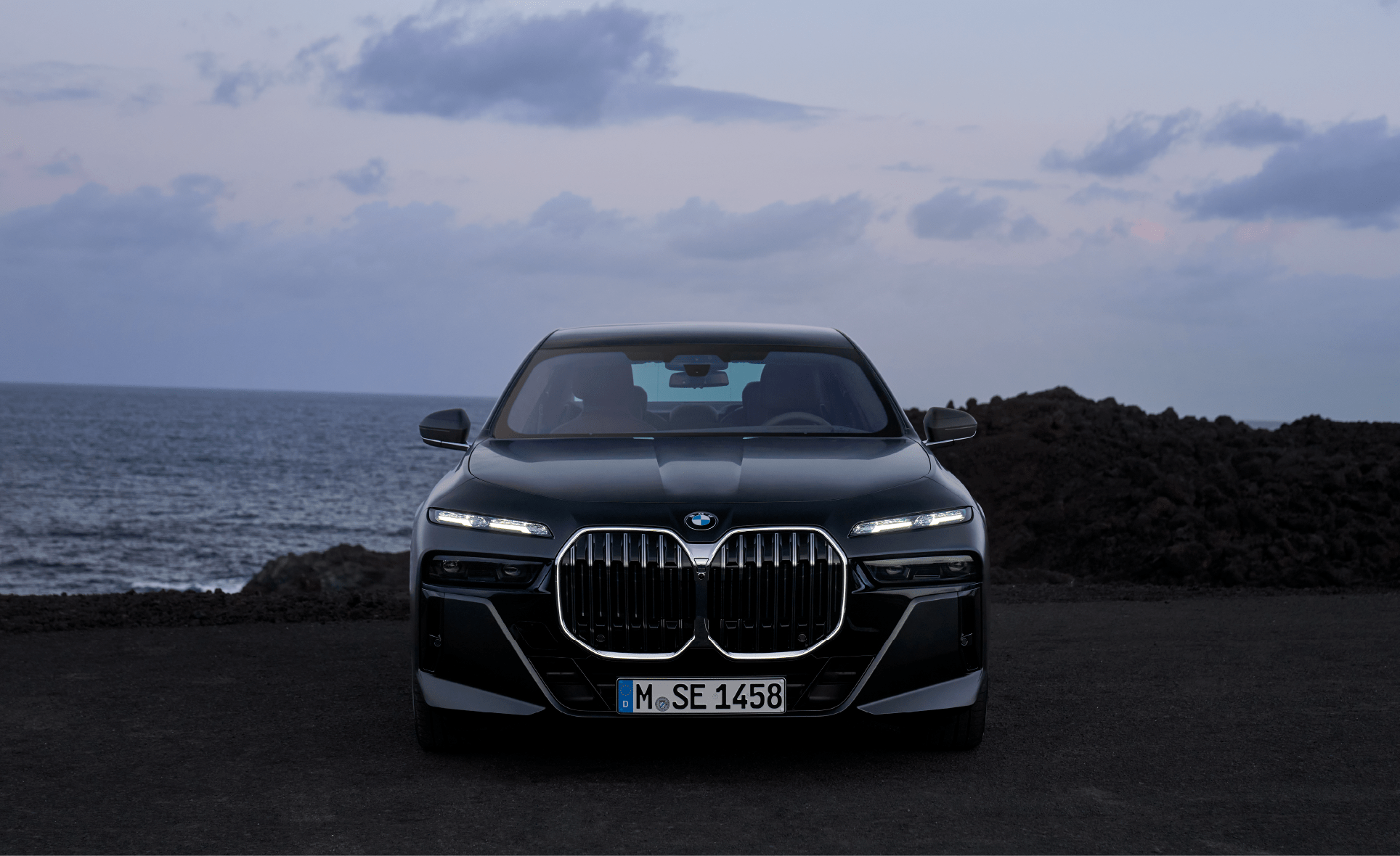 Summerfest with Great Deals - Khơi dậy niềm hứng khởi trên mọi thành trình cùng BMW 7 Series & BMW X7